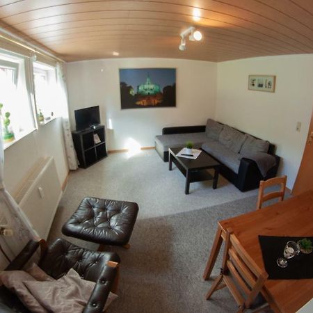 Ruhige Und Gemuetliche Ferienwohnung In Calden 外观 照片