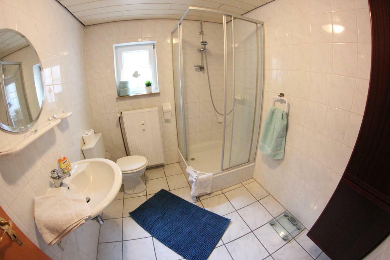 Ruhige Und Gemuetliche Ferienwohnung In Calden 外观 照片